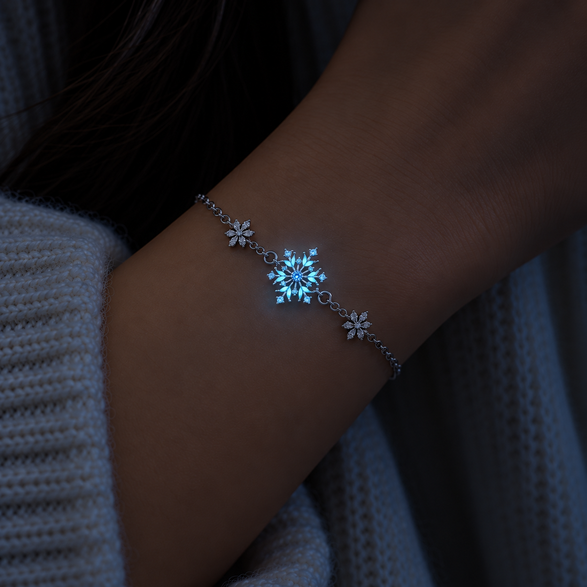 Frost: Glow-in-the-Dark Snowflake Bracelet